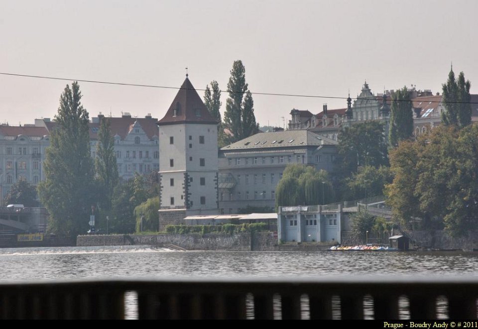 Prague - au bord de la Vltava Moldau 013